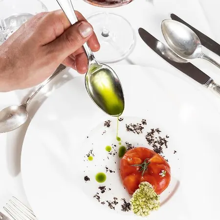 Pienzenau Am Schlosspark 호텔 4*