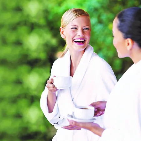 Pienzenau Am Schlosspark Hotel 4*
