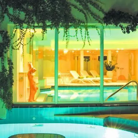 Hotel Pienzenau Am Schlosspark 4*